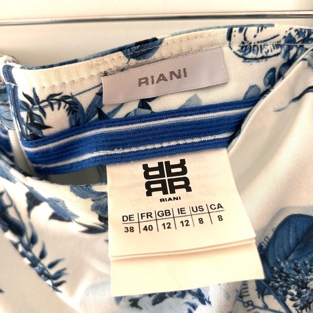RIANI Designer Botanical Postcard Print Skirt Blue White Toile Size 8 - Picture 3 of 7